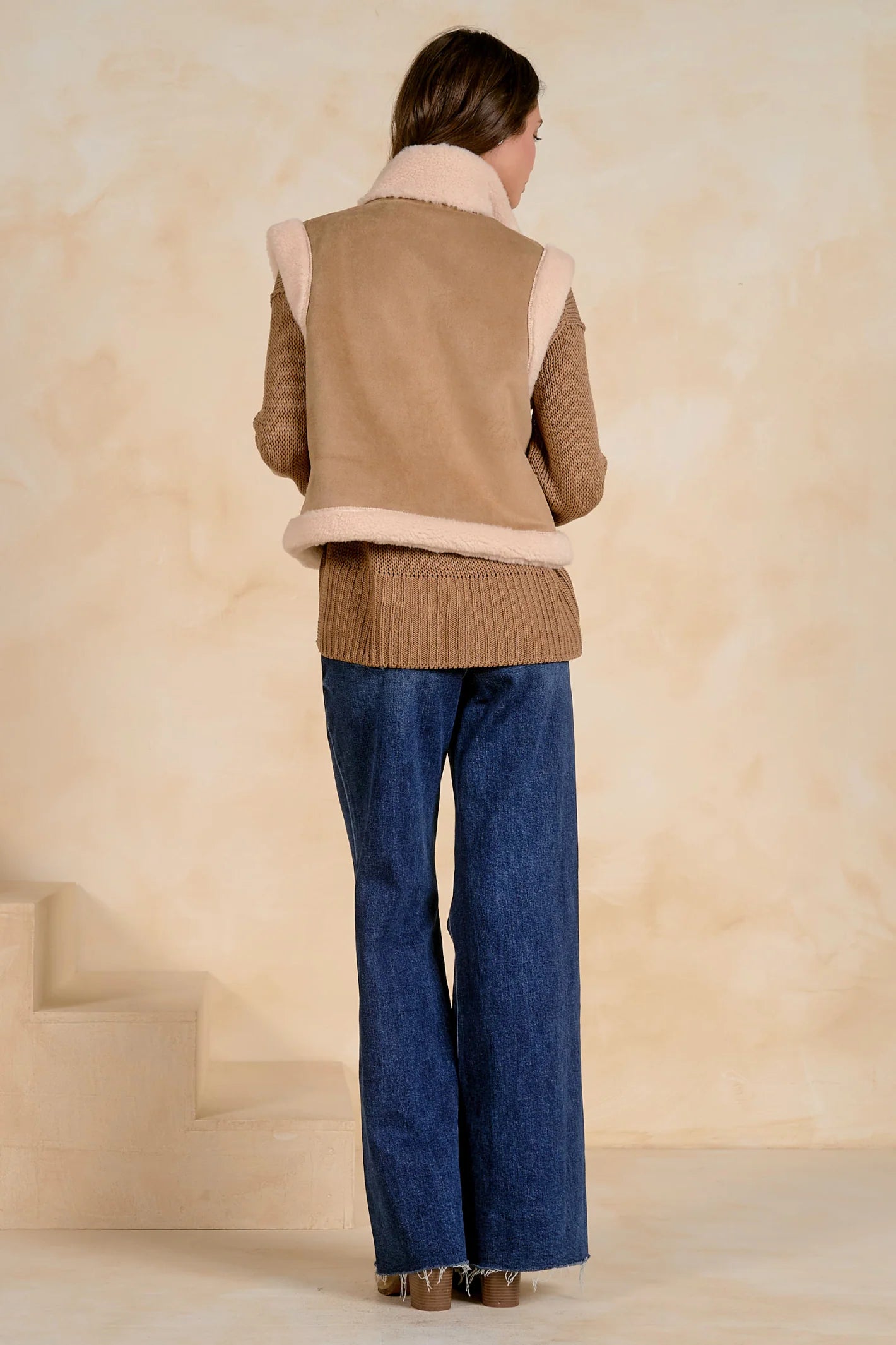 Elan JK8280 Reversible Sleeveless Vest – Mocha