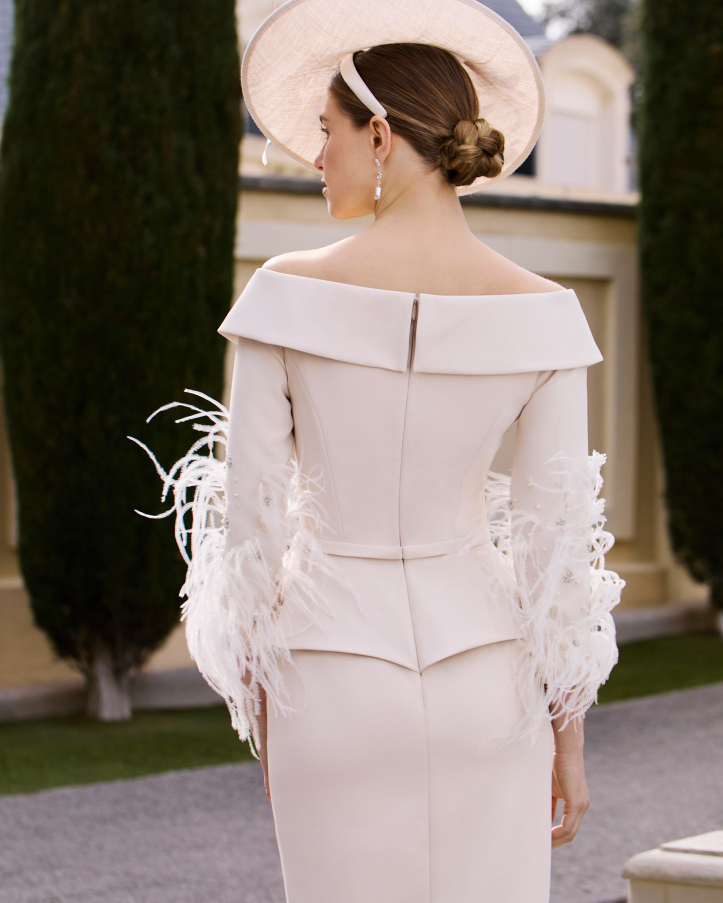 Couture Club 1G68 OATMEAL