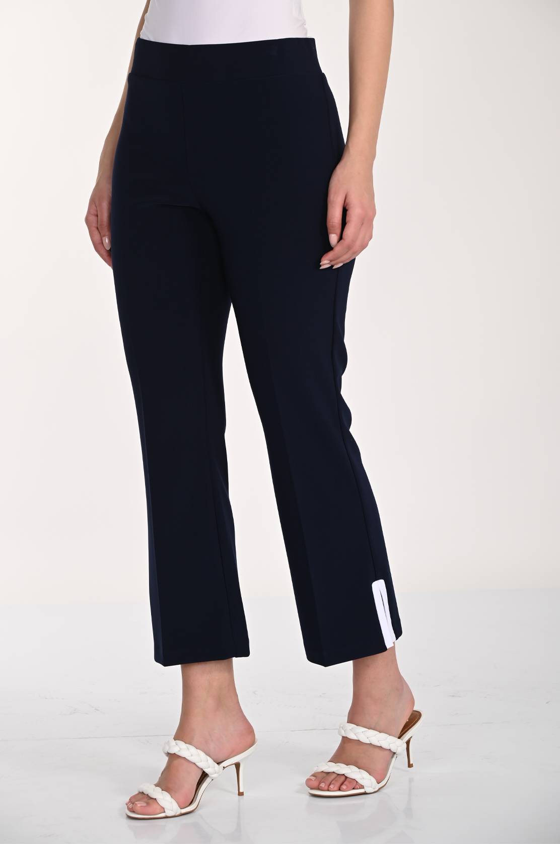Frank Lyman 266011 trousers