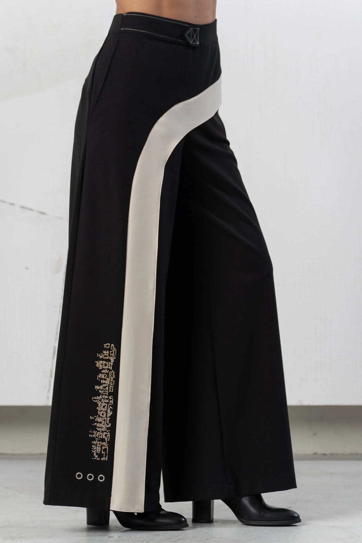 Elisa Cavaletti Black and ivory palazzo pants with crystals