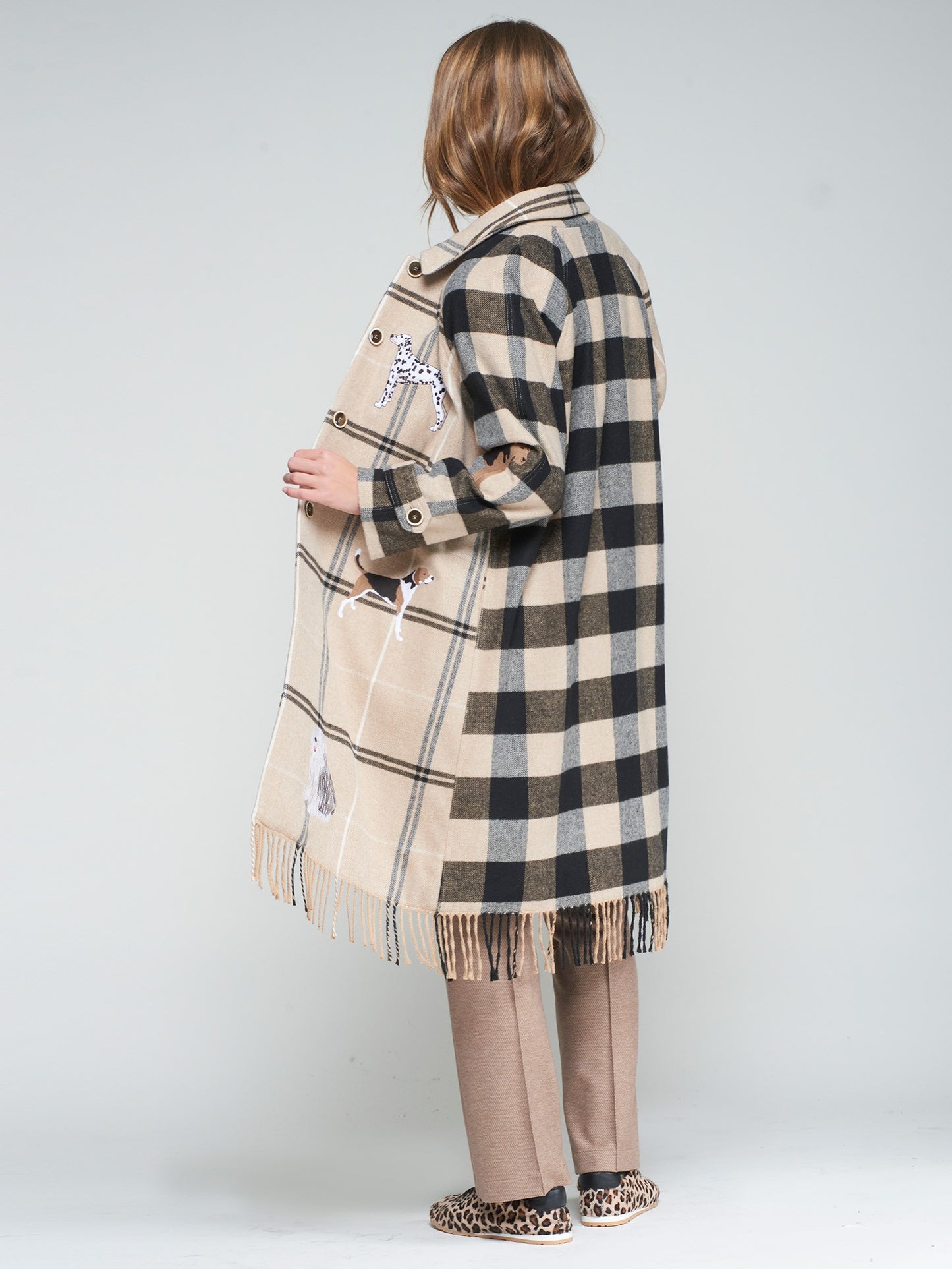 CAMEL COAT WITH DOGS AND FRINGES