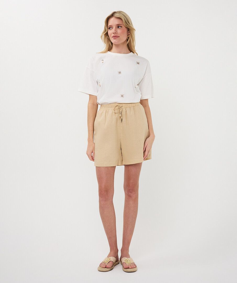 EsQualo T-shirt embellishment